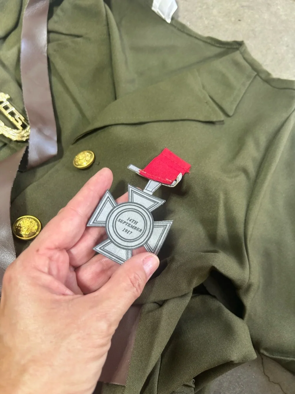 Halloween Costumes army officer